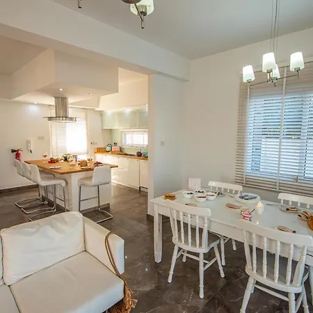 Cute Villa *