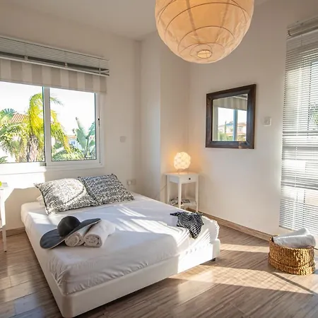 Cute Villa *